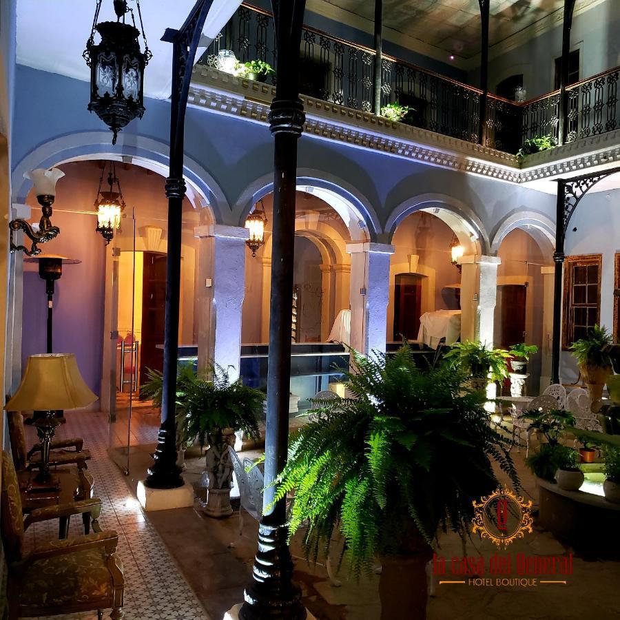 La Casa Del General Hotel Boutique Идальго-дель-Парраль Экстерьер фото
