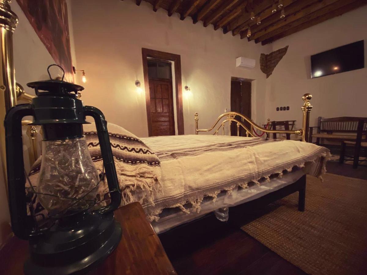 La Casa Del General Hotel Boutique Идальго-дель-Парраль Экстерьер фото