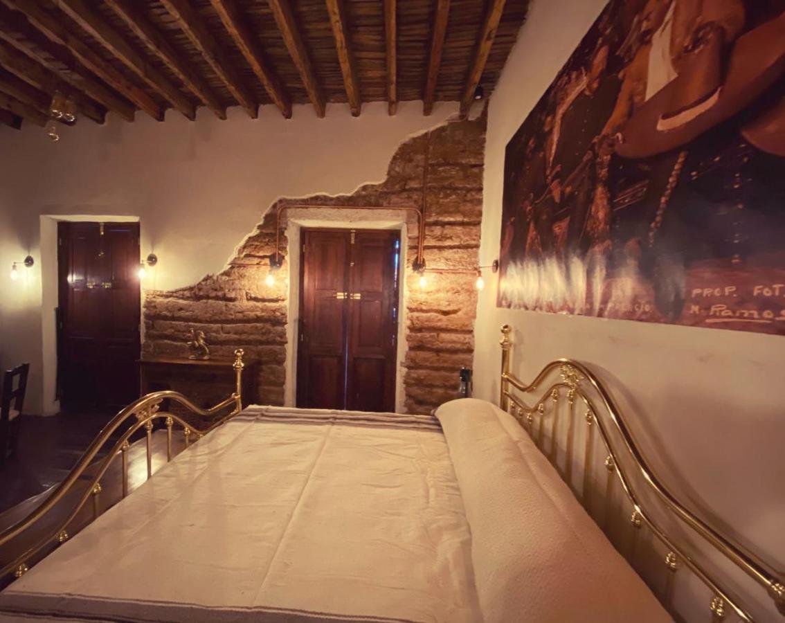 La Casa Del General Hotel Boutique Идальго-дель-Парраль Экстерьер фото