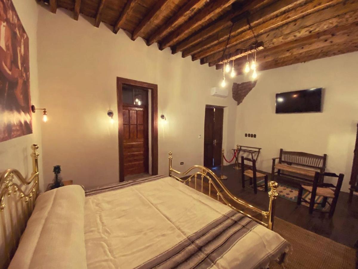 La Casa Del General Hotel Boutique Идальго-дель-Парраль Экстерьер фото